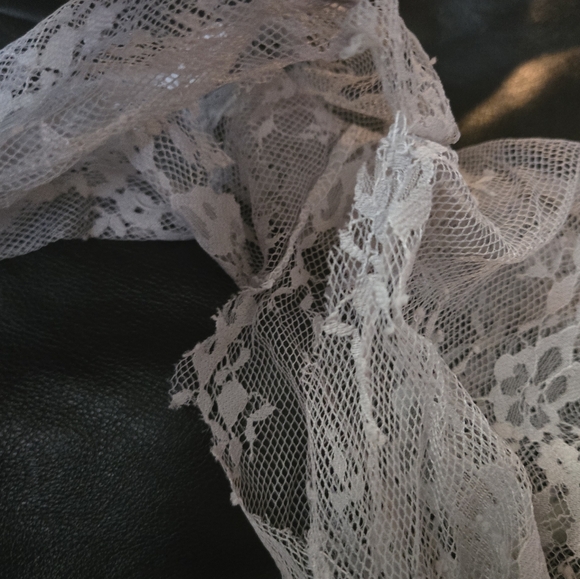 Sheer gray lace long sleeved dress by Cloe szM no designer tags - Picture 8 of 9